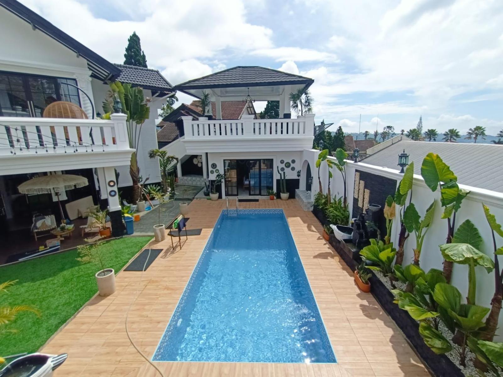 Villa Kota Bunga Malini 10 Cikundul Exterior photo