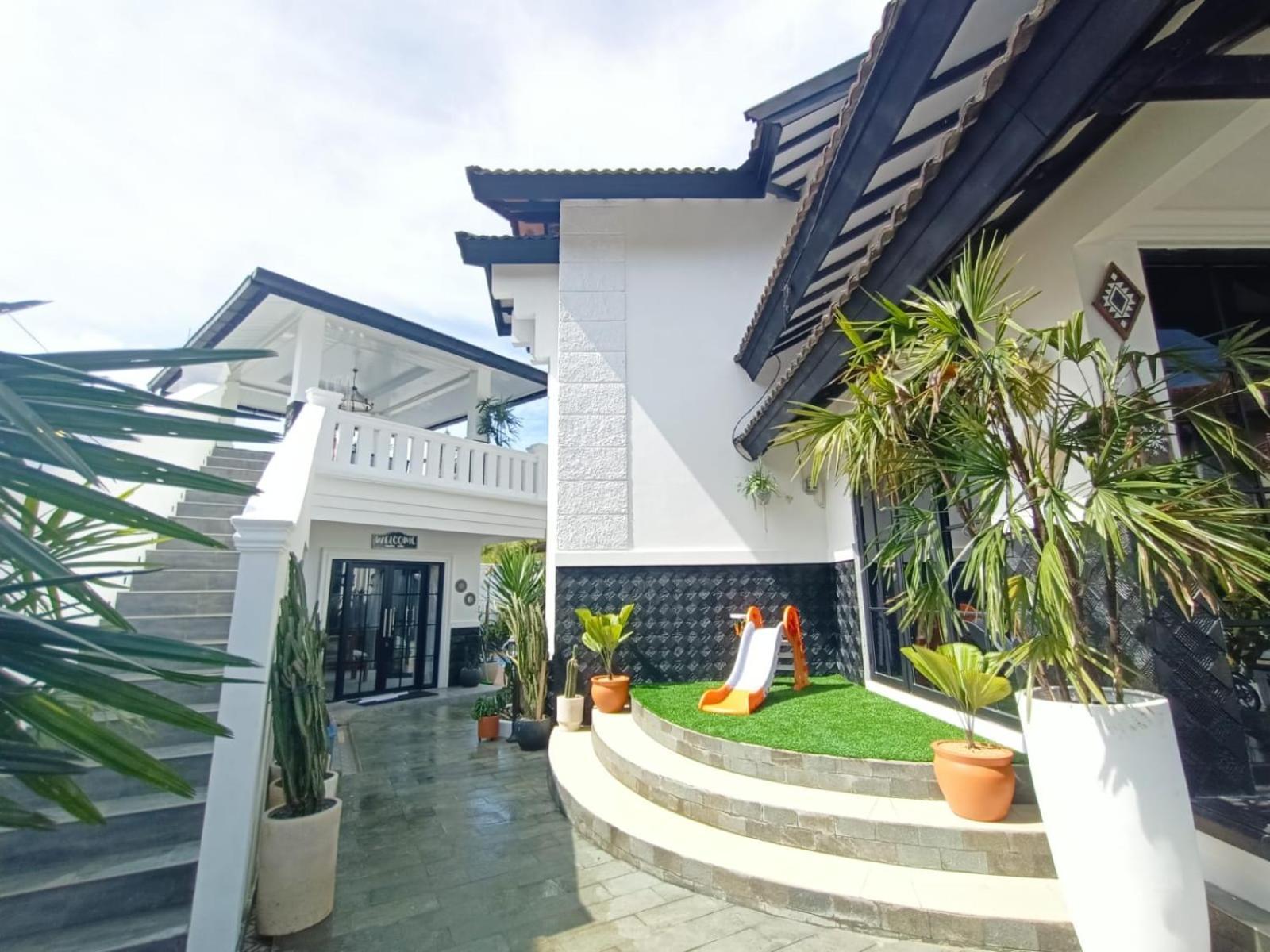 Villa Kota Bunga Malini 10 Cikundul Exterior photo