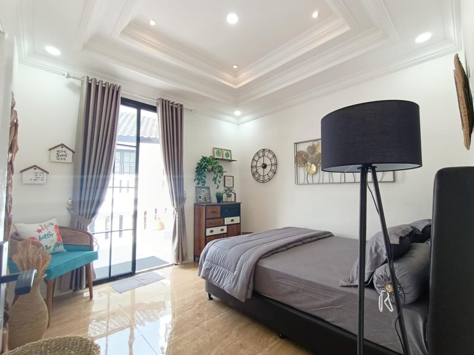 Villa Kota Bunga Malini 10 Cikundul Exterior photo